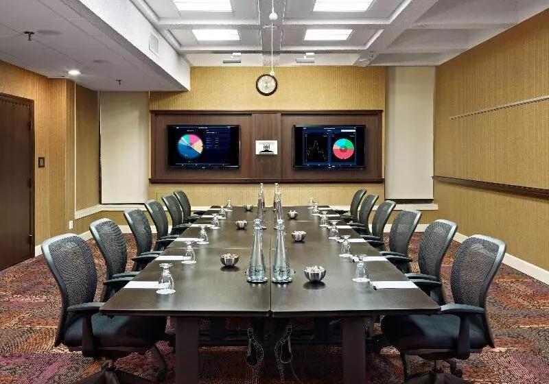 Wyndham Edmonton Hotel And Conference Centre