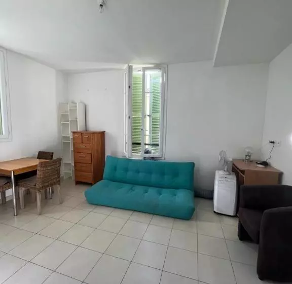 בית מלון כפרי Esperanto