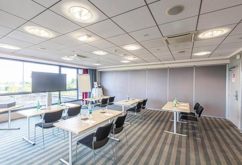 בית מלון כפרי Holiday Inn Mulhouse, An Ihg