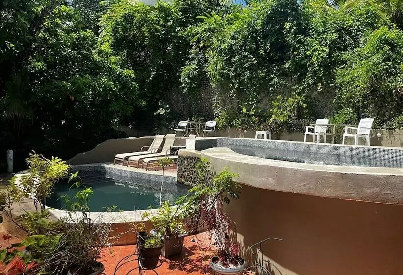 בית מלון כפרי La Colina