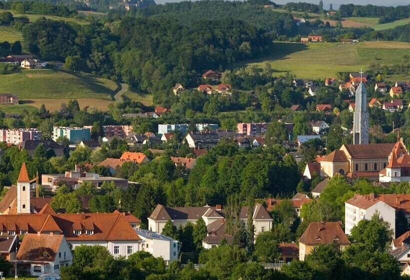 فندق Lava Inn   24 H Check In   Nähe Lkh, Landeskrankenhaus, Feldbach