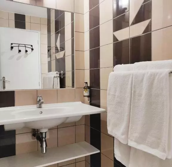 Отель Le Richelieu  Royan Atlantique