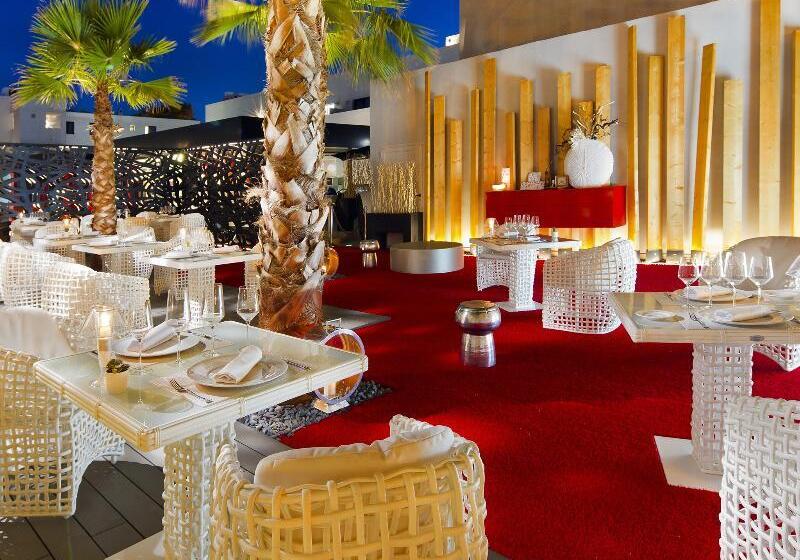 Отель Migjorn Ibiza Suites & Spa