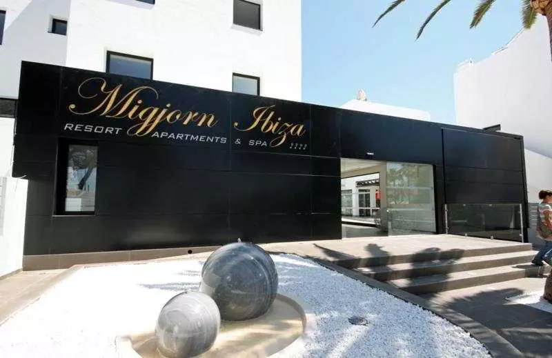 فندق Migjorn Ibiza Suites & Spa