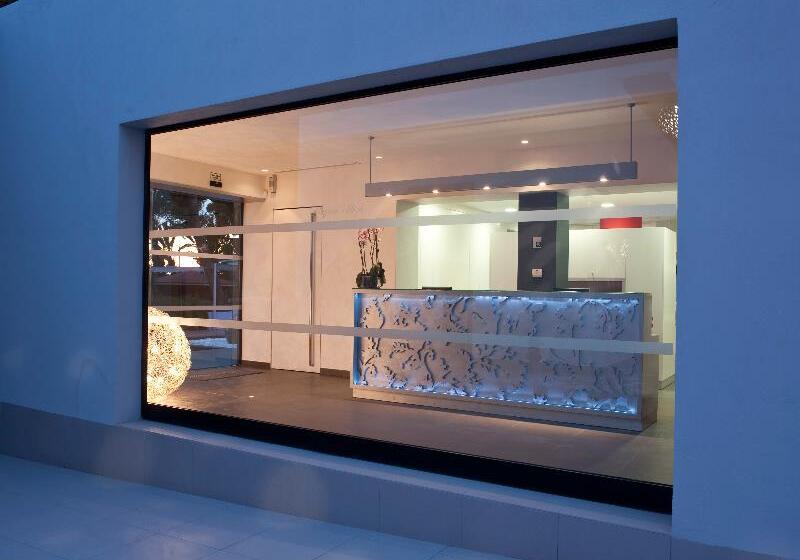 Отель Migjorn Ibiza Suites & Spa