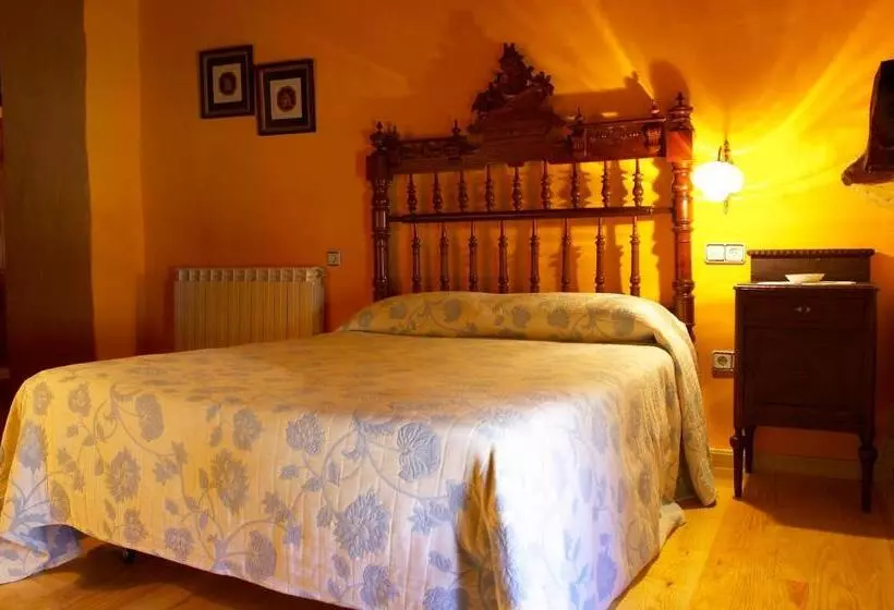 هتل روستایی La Val