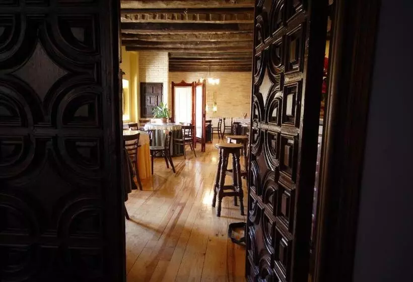 هتل روستایی La Val