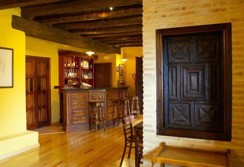 乡村酒店  La Val