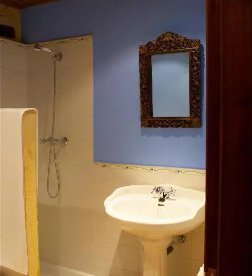 هتل روستایی La Val