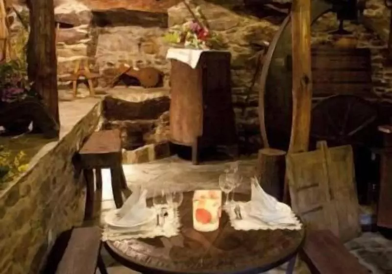 田舎風ホテル O Muino De Pena