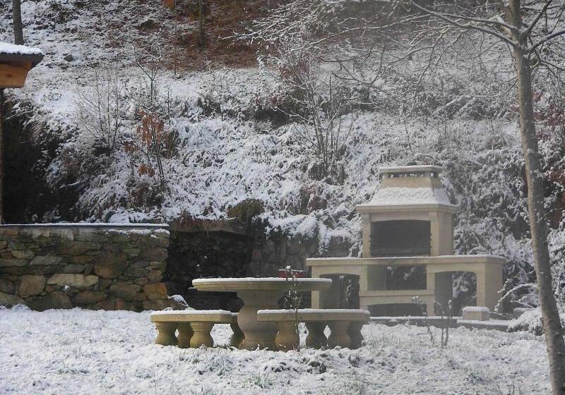 هتل روستایی O Muino De Pena