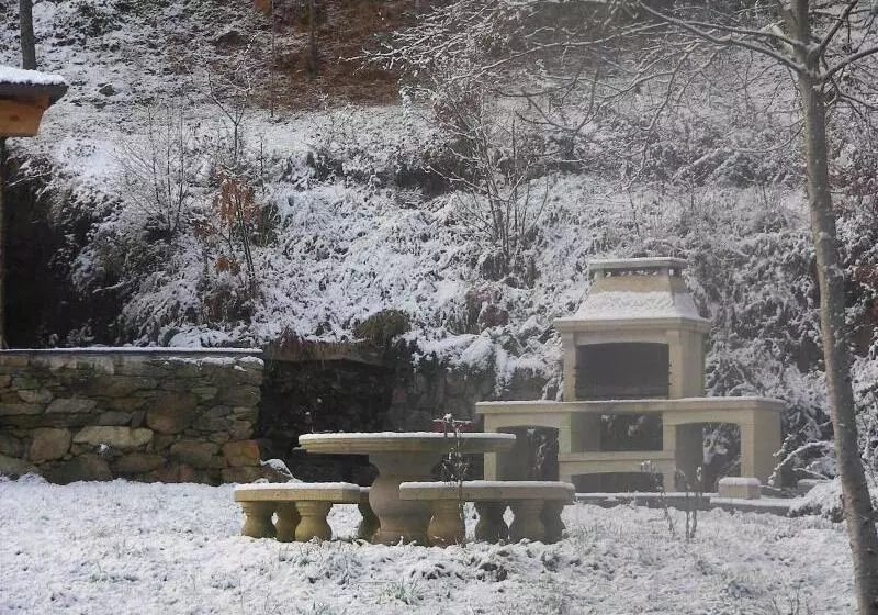 田舎風ホテル O Muino De Pena