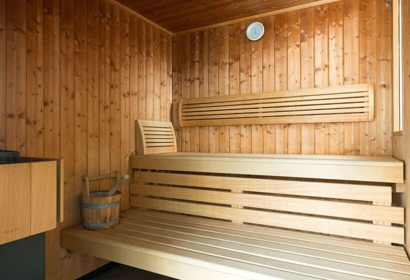 酒店 The Originals Boutique, Hôtel Le Lion D'or, Fougères Ouest