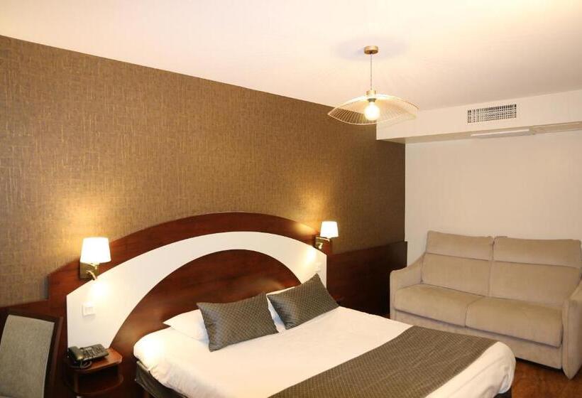 酒店 The Originals Boutique, Hôtel Le Lion D'or, Fougères Ouest