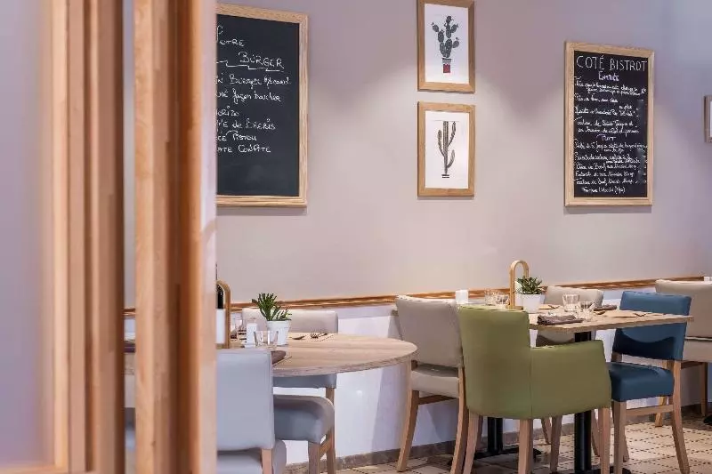 ホテル The Originals City, Hôtel Limoges Sud Feytiat