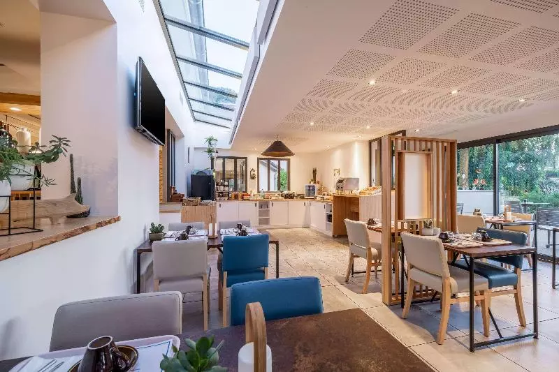 ホテル The Originals City, Hôtel Limoges Sud Feytiat