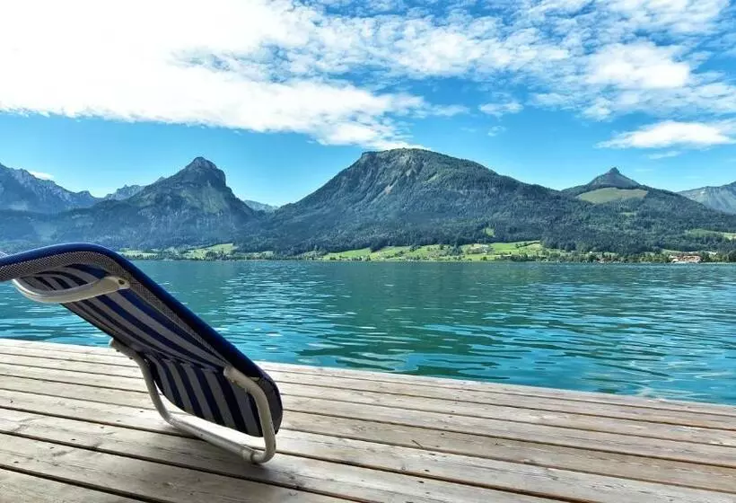 Отель Weisser Hirsch