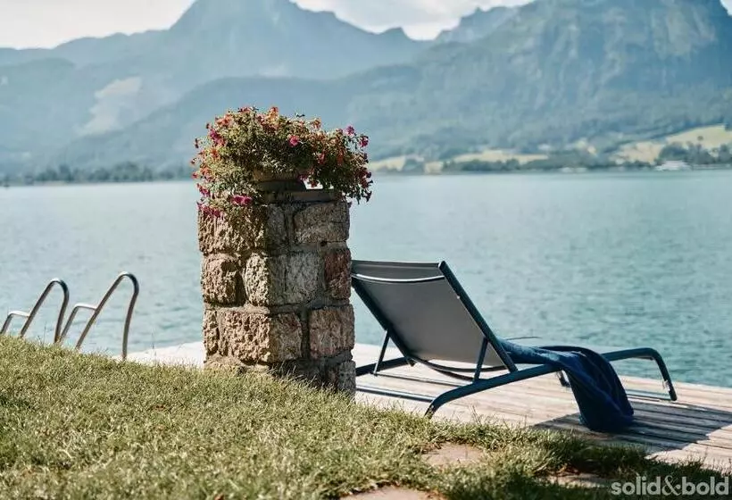 Отель Weisser Hirsch