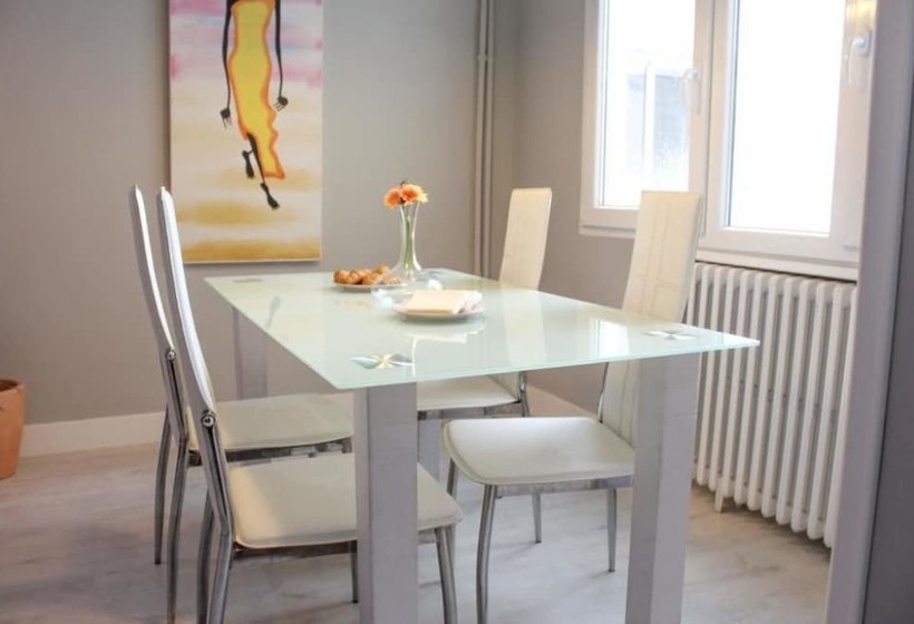 Puerta Del Sol Apartment 1br 1bt