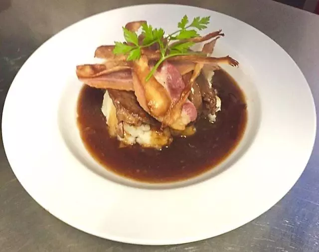 ベッドアンドブレックファースト The Halfway House Pub And Kitchen