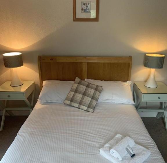 Bed and Breakfast The Halfway House Pub And Kitchen