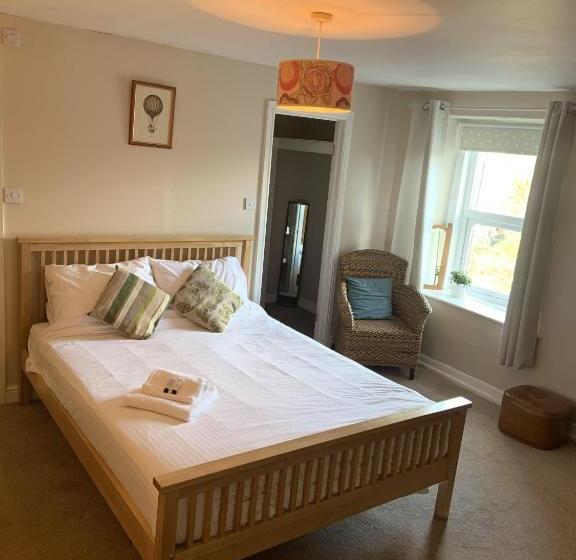 Bed and Breakfast The Halfway House Pub And Kitchen