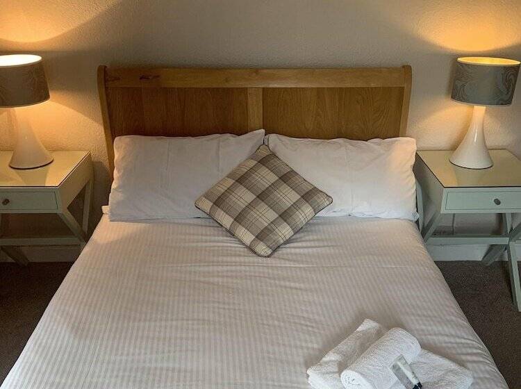 Bed and Breakfast The Halfway House Pub And Kitchen