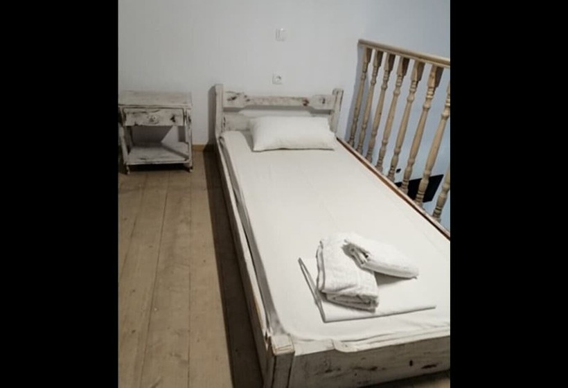 בית מלון כפרי Eugenia Studios