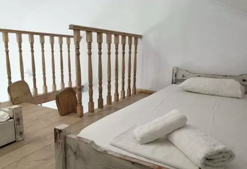 Hotelli Eugenia Studios