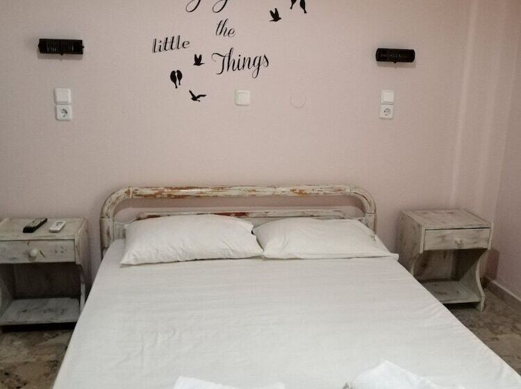 בית מלון כפרי Eugenia Studios