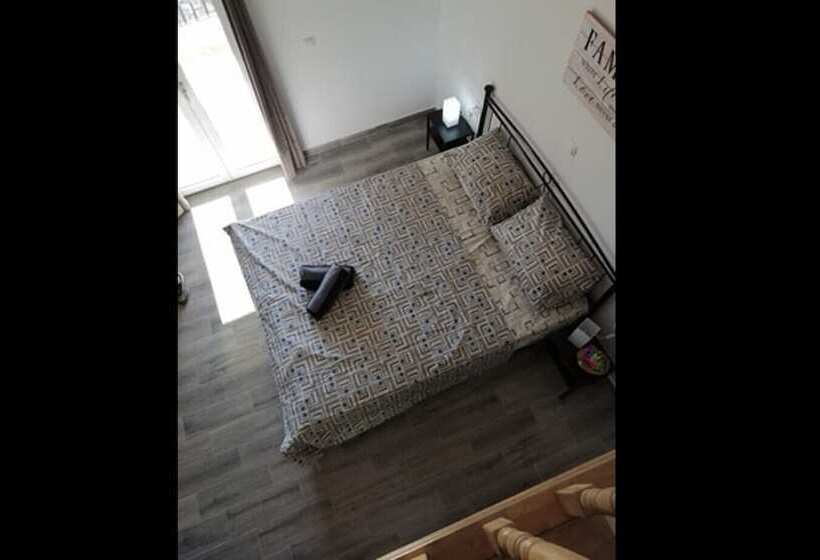 בית מלון כפרי Eugenia Studios