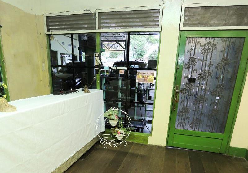 בית מלון כפרי Pondok Bunda Syariah By Oyo Rooms