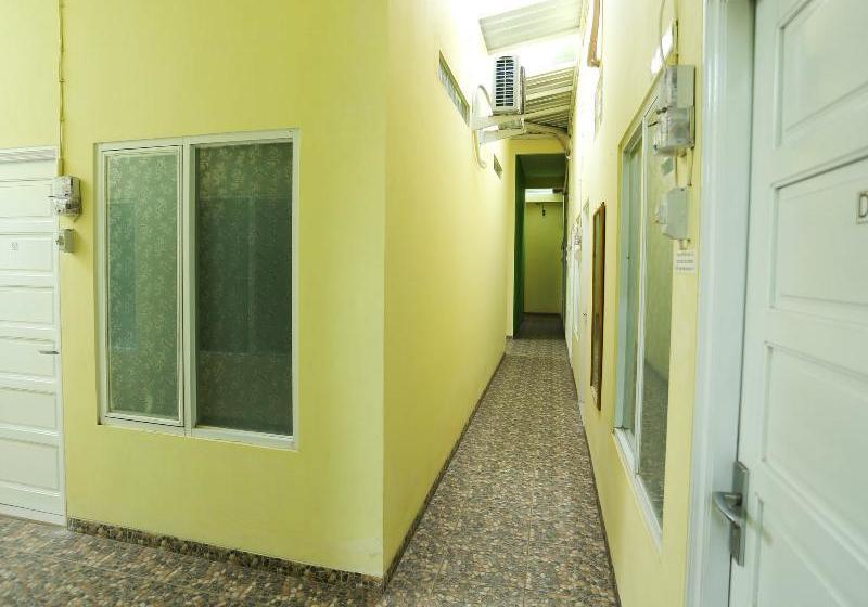 בית מלון כפרי Pondok Bunda Syariah By Oyo Rooms