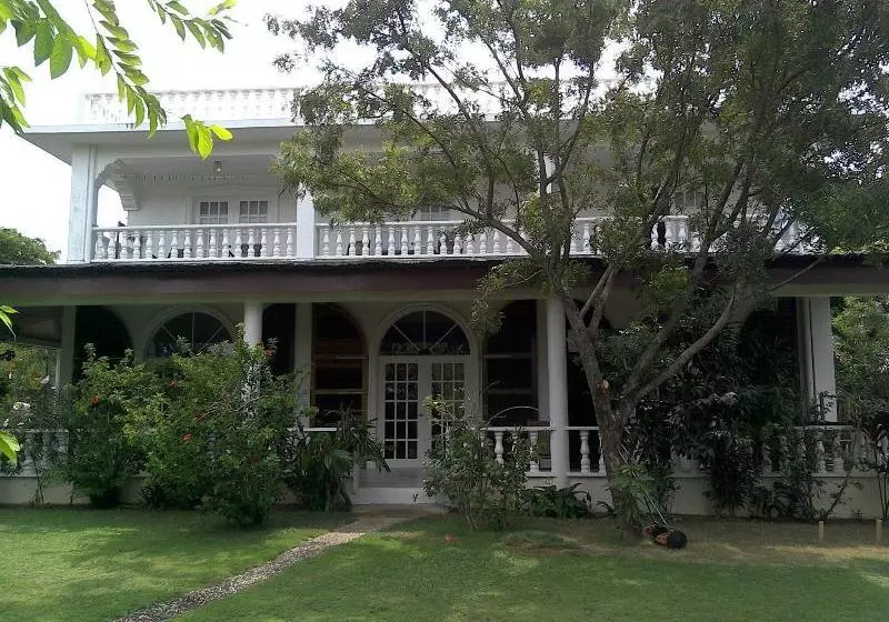 هتل Villa D Enghien