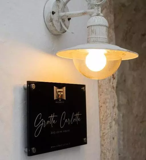 ベッドアンドブレックファースト Grotta Carlotta