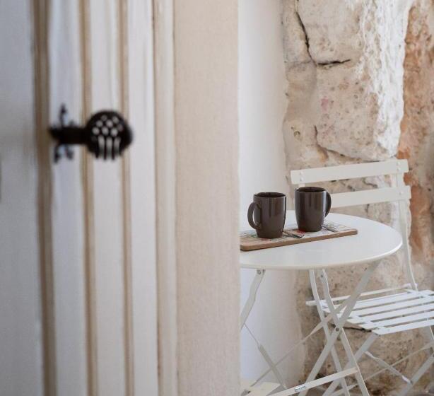 Bed and Breakfast Grotta Carlotta