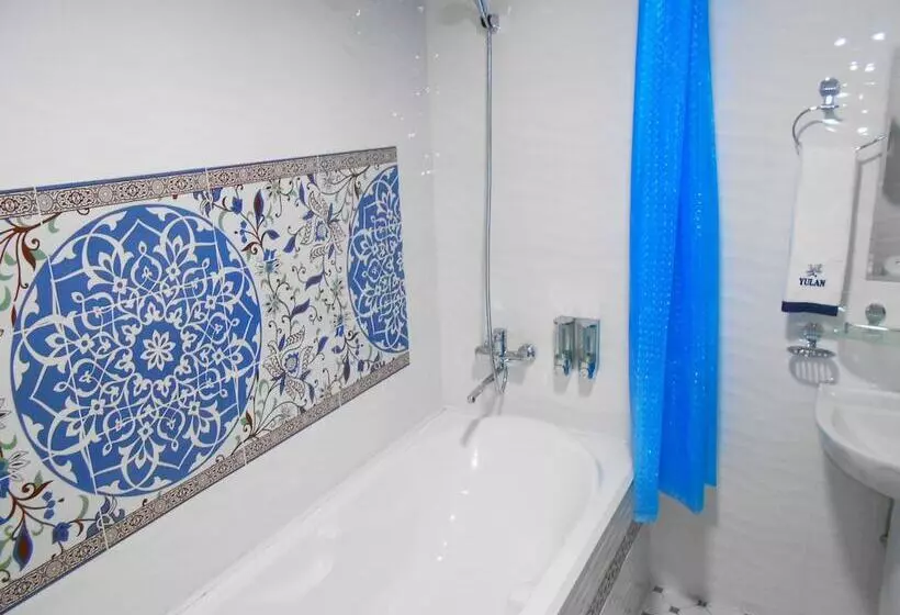 ペンション Colibri Traditional Guest House