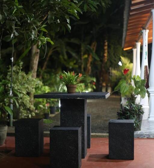 Hotel Bakery Family Guest House