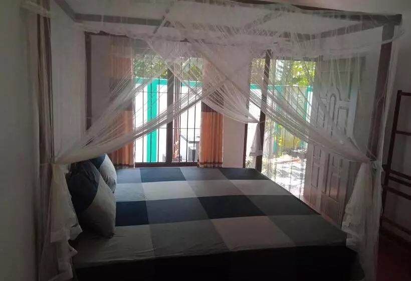 Hotelli Bakery Family Guest House