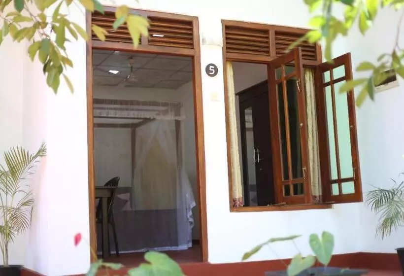 Hotelli Bakery Family Guest House