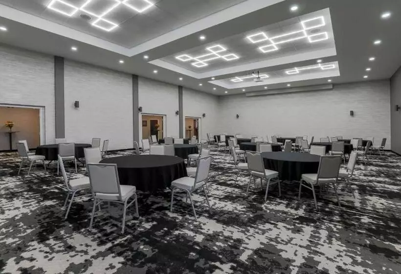 ホテル Four Points By Sheraton Amarillo Central
