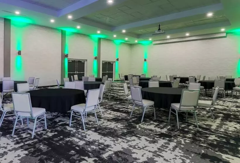 ホテル Four Points By Sheraton Amarillo Central