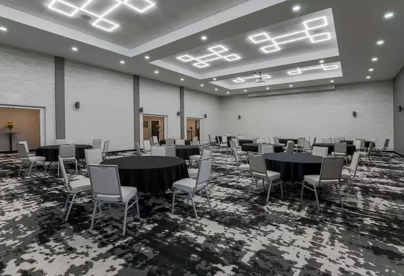 ホテル Four Points By Sheraton Amarillo Central
