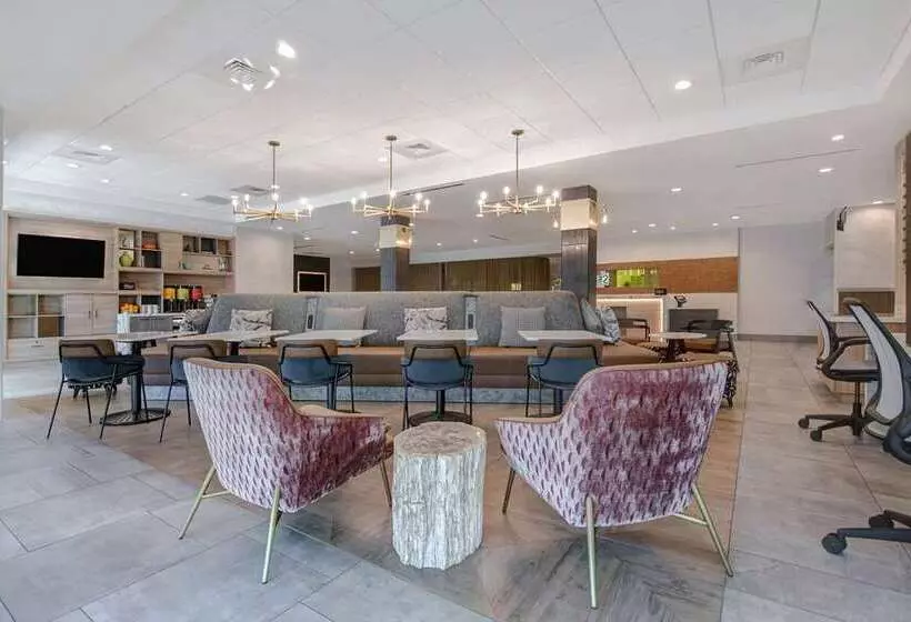 ホテル Home2 Suites By Hilton Anderson Downtown