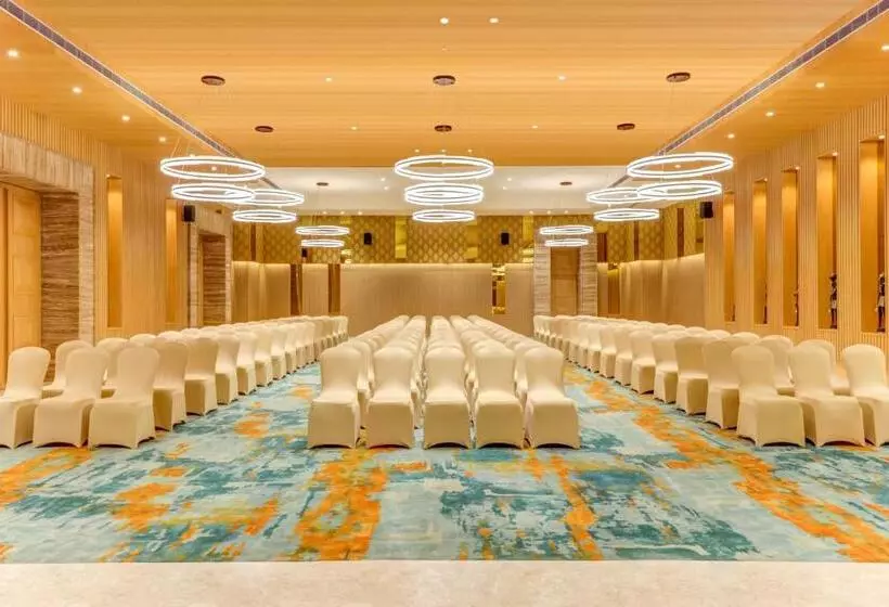 ホテル Lemon Tree Premier Bhubaneswar