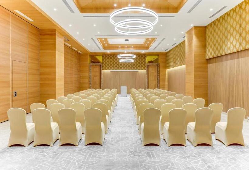 Hotel Lemon Tree Premier Bhubaneswar