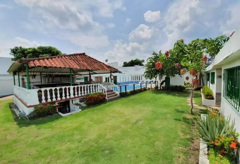 ホテル Maratea Melgar