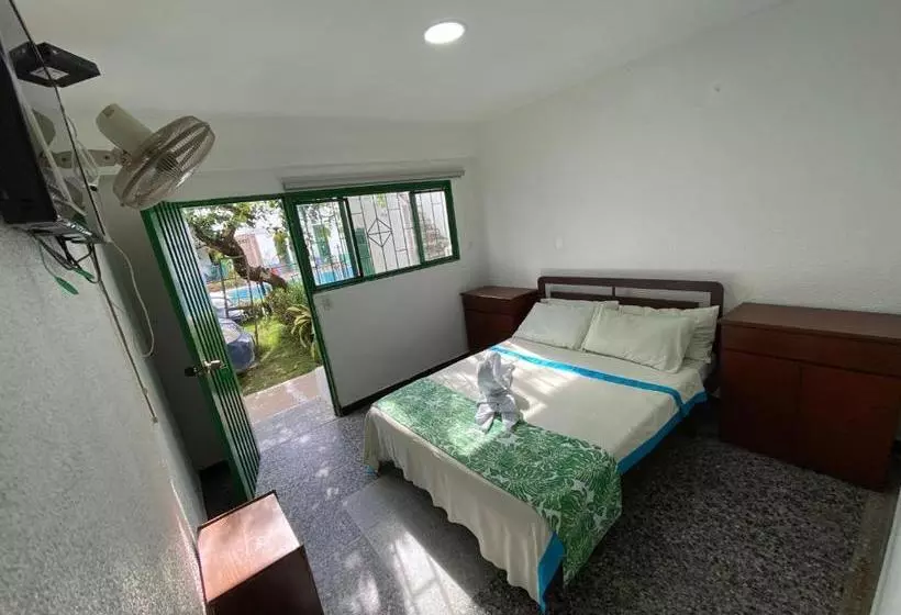 ホテル Maratea Melgar