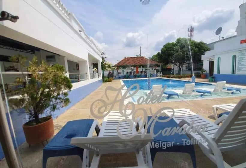 ホテル Maratea Melgar