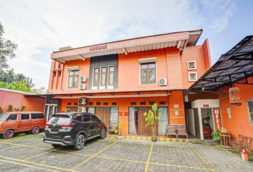 هتل Oyo 90415 Havana Orange Guest House